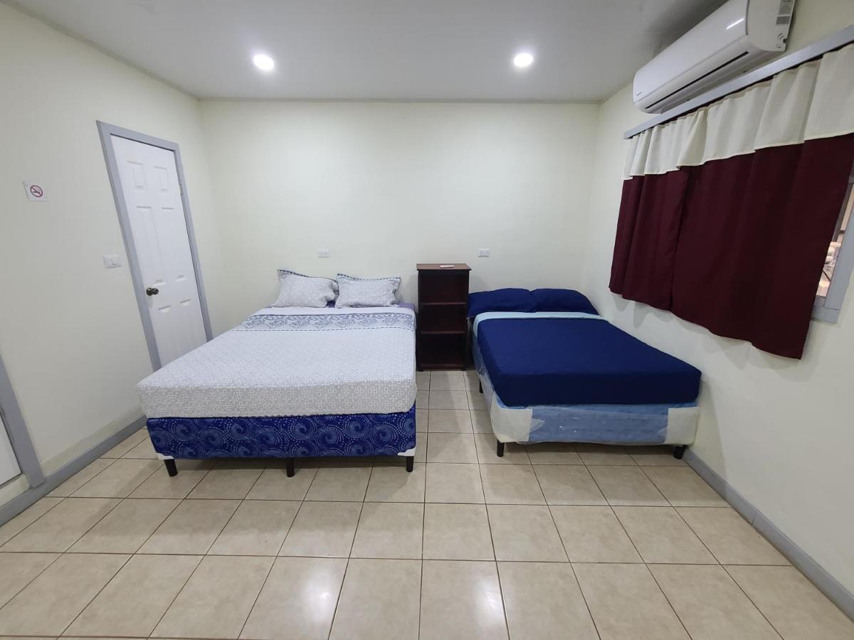 Hostal Don Luis Santa Rosa de Lima Bagian luar foto